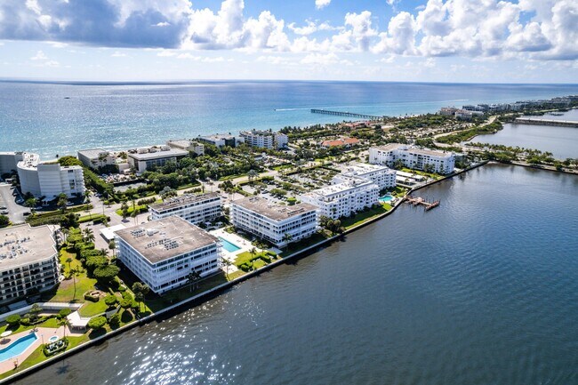Building Photo - 2784 S Ocean Blvd