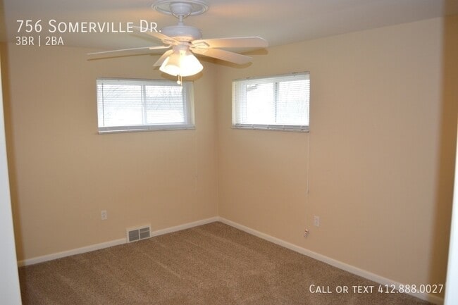 Building Photo - 756 Somerville Dr