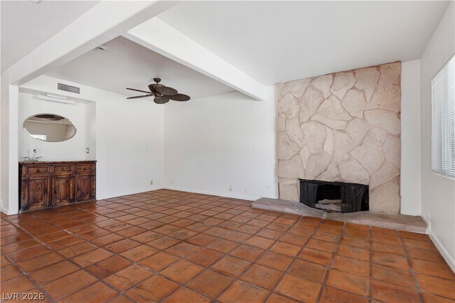 Building Photo - 908 Vegas Valley Dr