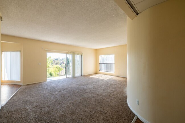 Interior Photo - Sleepy Hollow Apartments