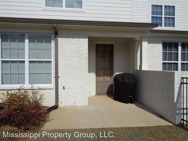 Building Photo - 104 Farm View Dr