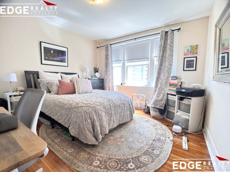 Building Photo - 16 Fuller St