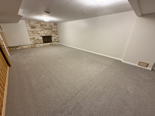 Building Photo - 3201 7th Ave S