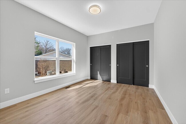 Building Photo - 15308 Batesville Ct