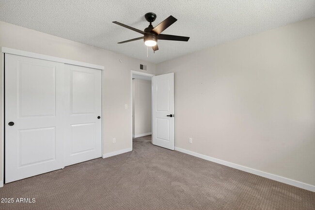 Building Photo - 1339 N 44th St