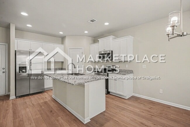 Building Photo - 254 W L Miller Dr