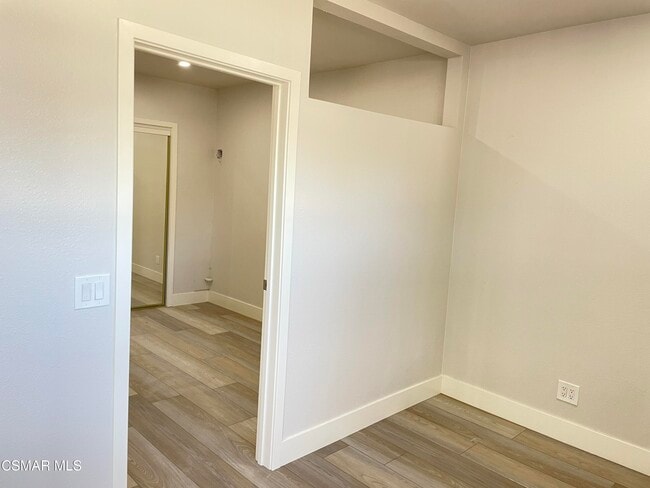 Building Photo - 952 Pickwick Ct
