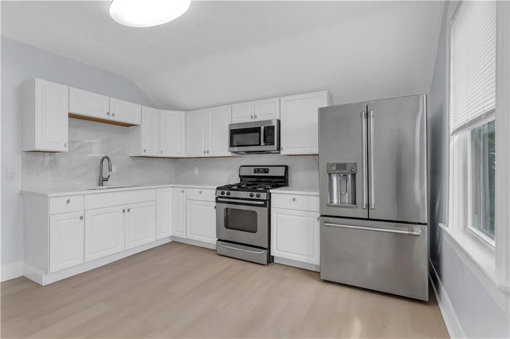 Building Photo - 131 Wendell St