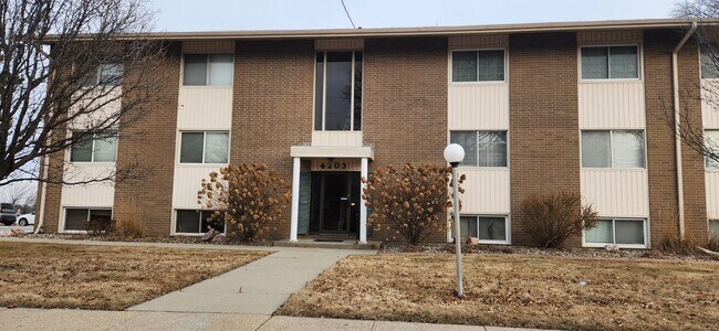 Building Photo - 4203 62nd St