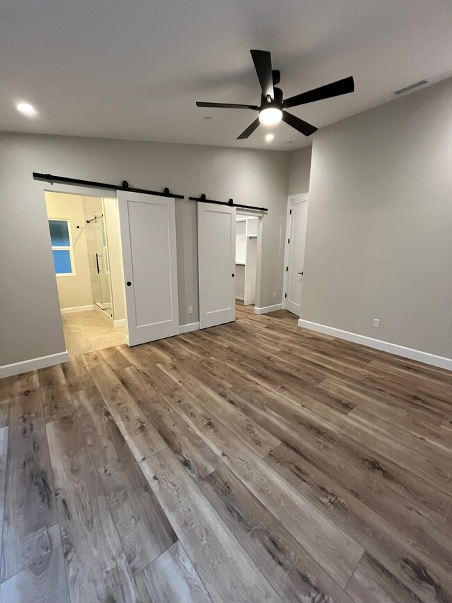 Building Photo - 452 Chinquapin Ave