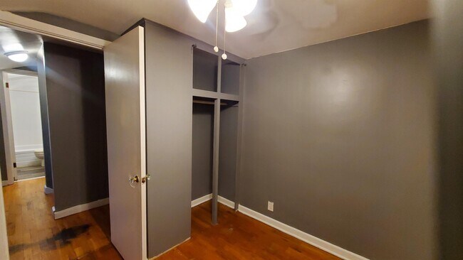 Building Photo - 3606 Dale Ave