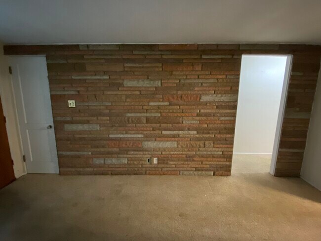 Building Photo - 1110 Roosevelt St