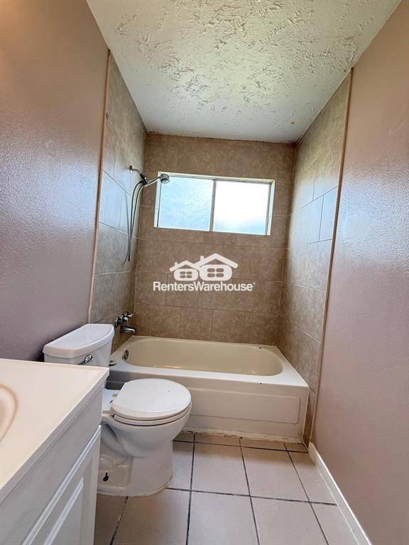 Building Photo - 14054 Towneway Dr