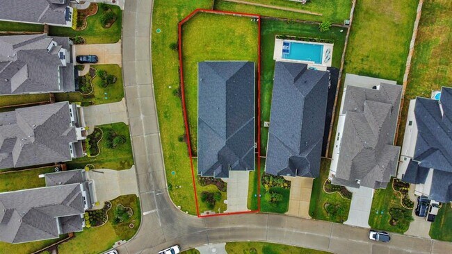 Building Photo - 210 W Netleaf Ct