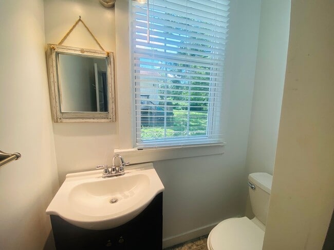 Building Photo - Old Shandon