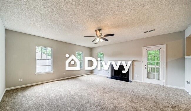 Building Photo - 498 Pecan Wood Cir