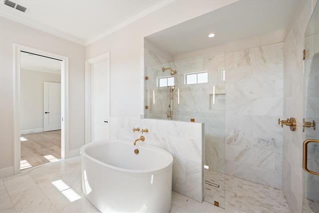 Building Photo - 2959 Sunset Blvd