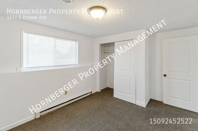 Building Photo - 1631 E Rowan Ave