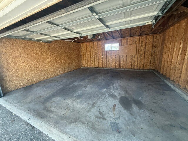 Building Photo - 2373 Chalet Gardens Rd