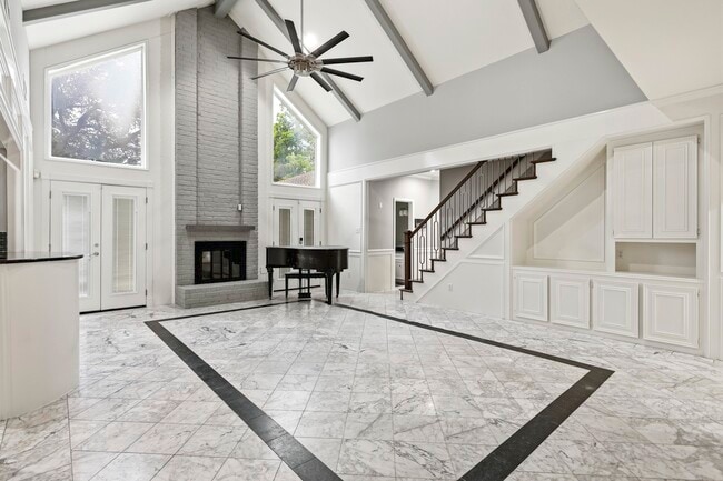 Building Photo - 11507 Del Monte Dr