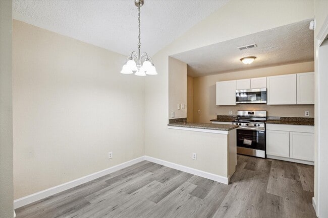 Building Photo - 23239 Prairie Bird Dr
