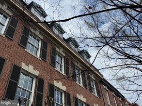 Building Photo - 2125 S St NW