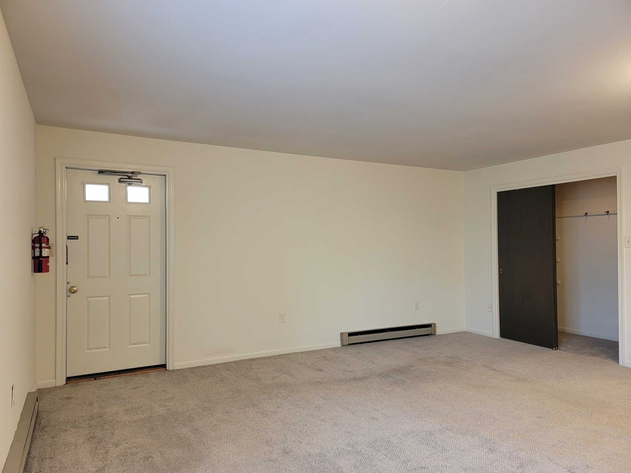 Building Photo - 61 W Church St