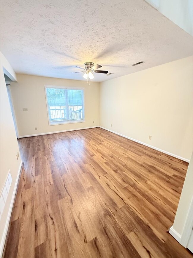 Building Photo - 1744 Kepley Rd