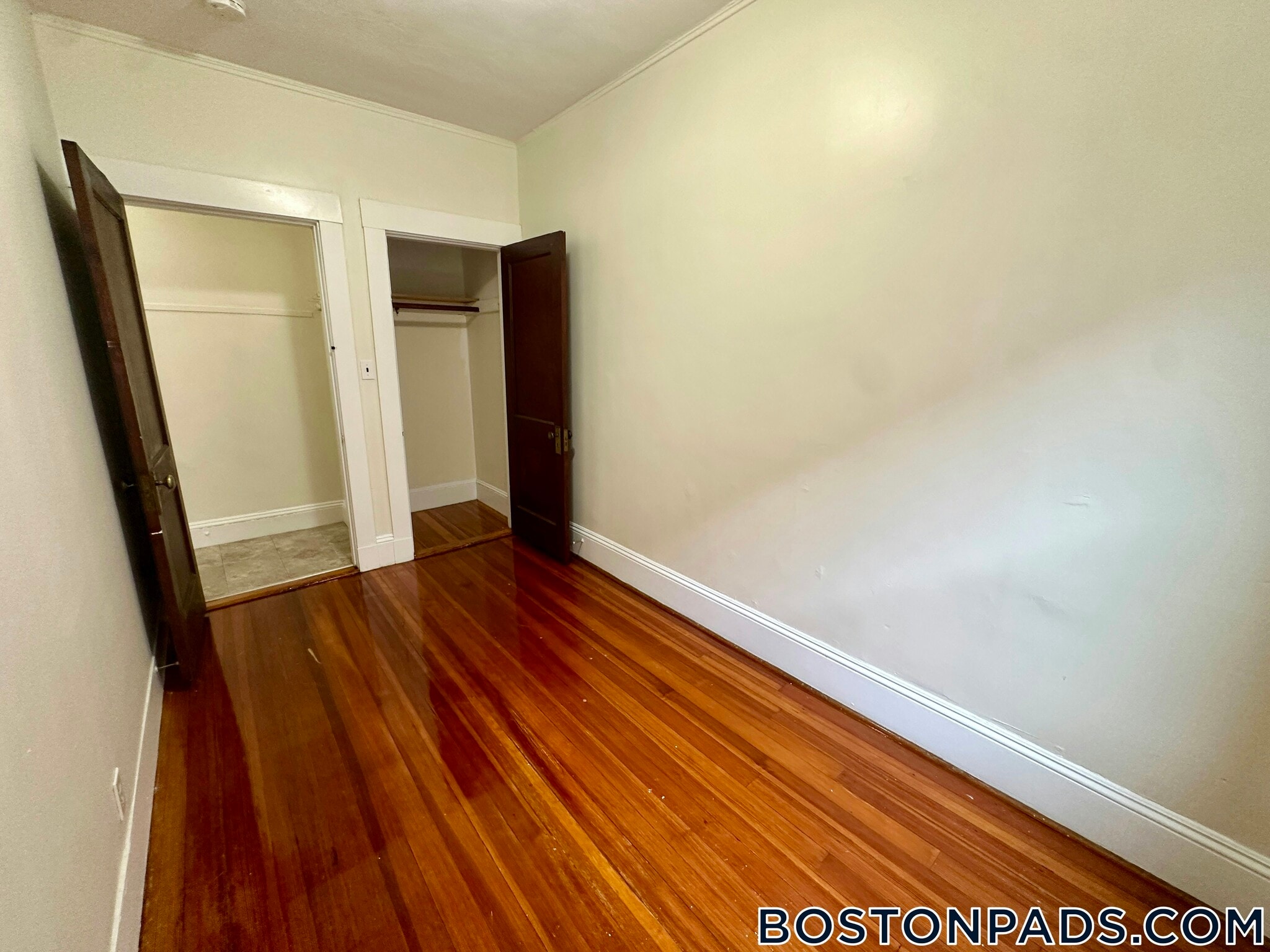 Building Photo - 163 Summer St