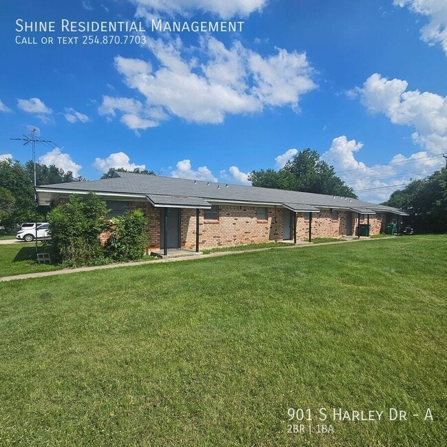 Primary Photo - 901 Harley Dr
