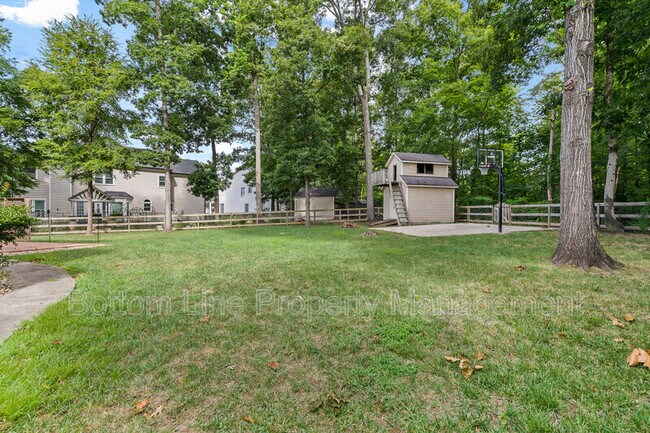 Building Photo - 1500 Candlewyck Ct