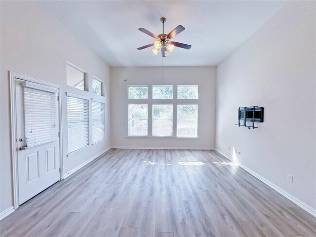 Building Photo - 148 Razzmatazz Trail