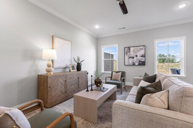 Building Photo - NEW 2 Bedroom Townhome in Cleveland!