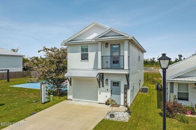 Building Photo - 326 Raven Ln