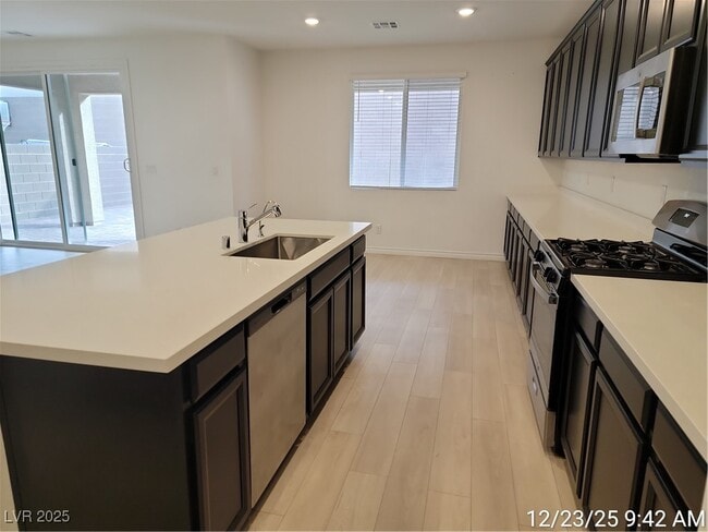 Building Photo - 2866 Gunnery Frg St