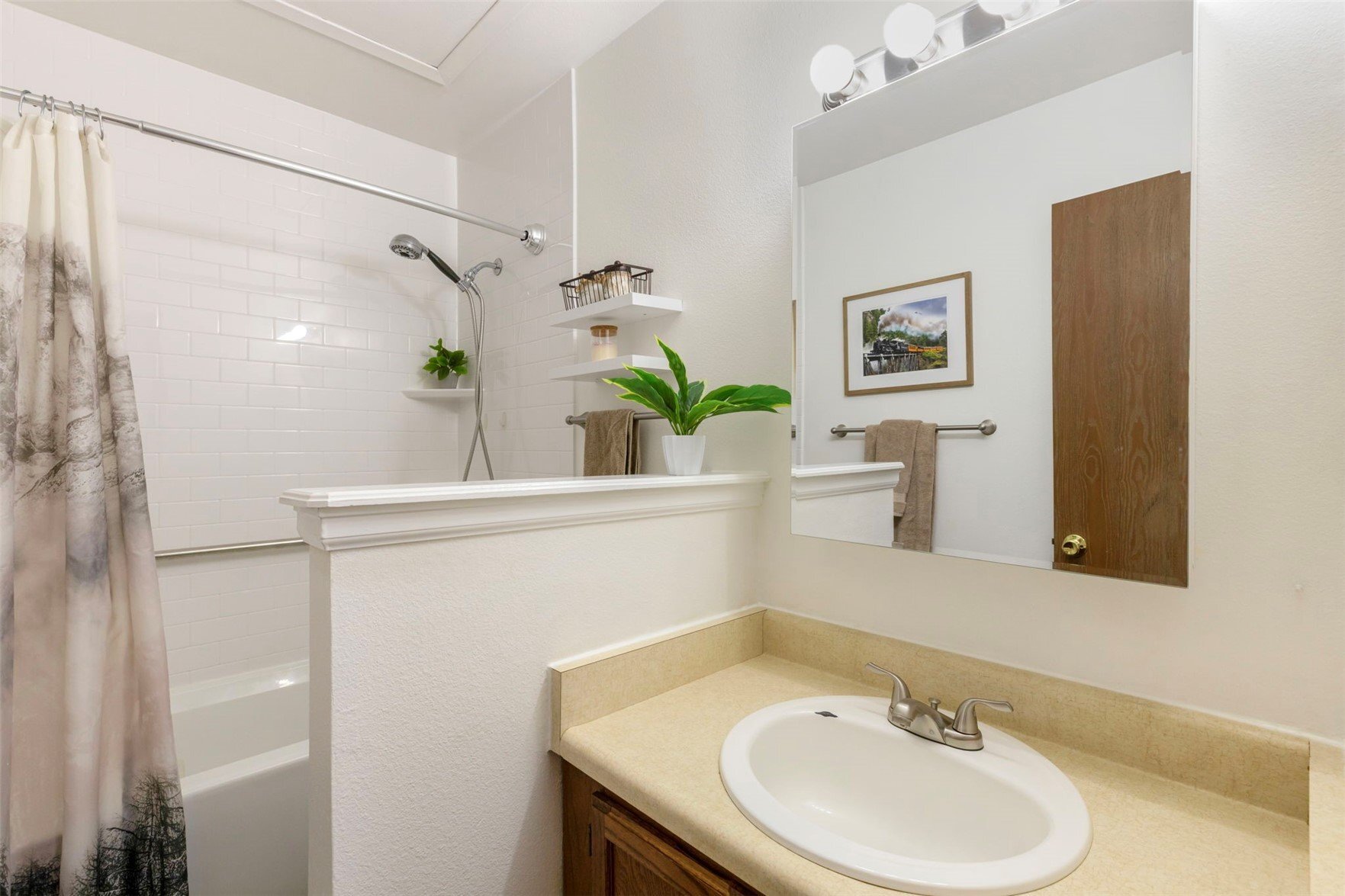 Building Photo - 3112 Vail Pass Dr