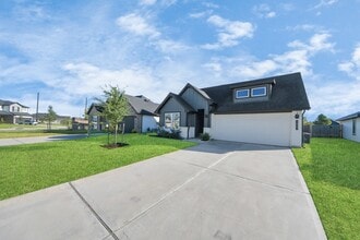 Building Photo - 3807 Beltingham Bend Wy