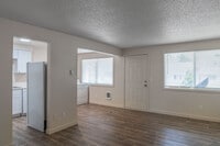 Interior Photo - Glen East Apartments