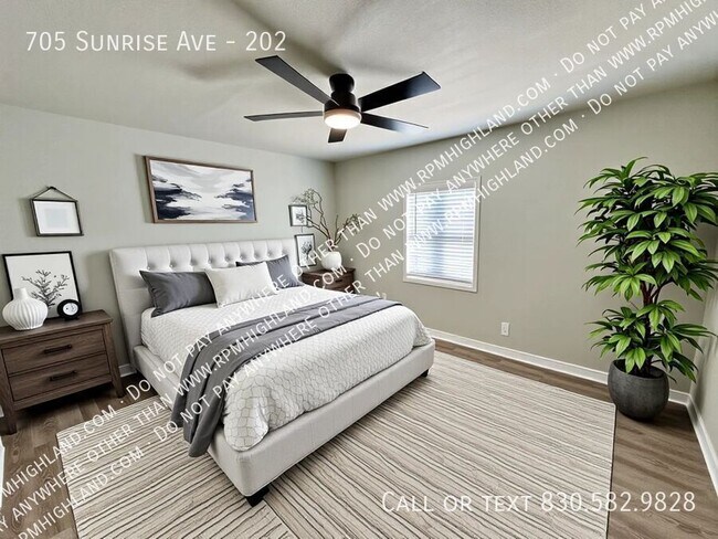 Building Photo - 705 Sunrise Ave