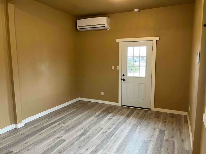 Building Photo - 3707 Tome Rd