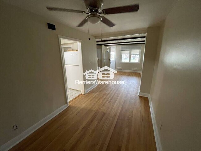 Building Photo - 2363 Searles Rd