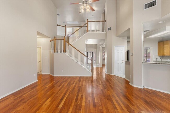 Building Photo - 1616 Chasewood Dr