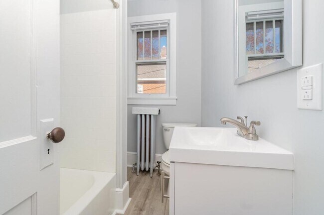 Building Photo - 150 Riddle Rd