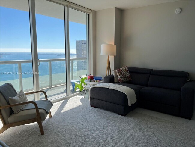 Building Photo - 50 Biscayne Blvd