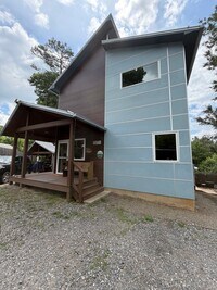 Building Photo - 82 Wood Ave