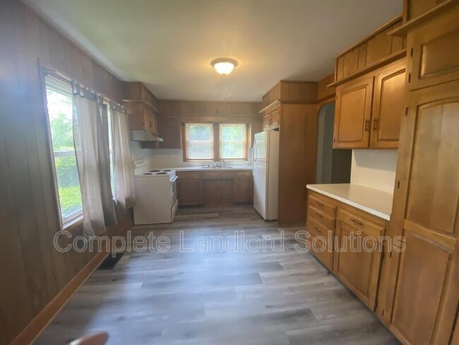 Building Photo - 1851 Gannon Rd