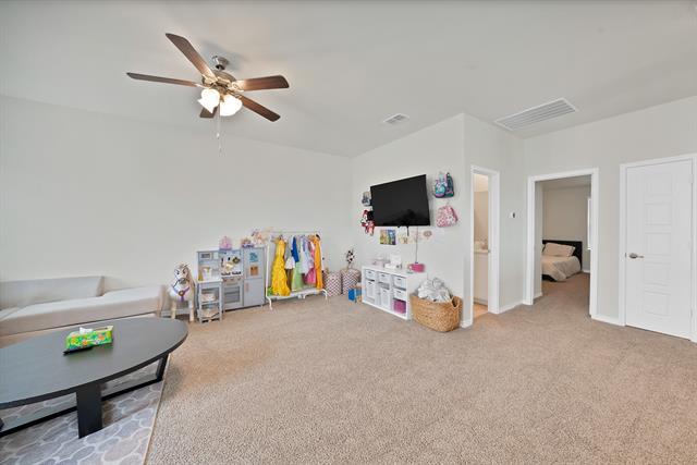 Building Photo - 9720 Lariat Dr