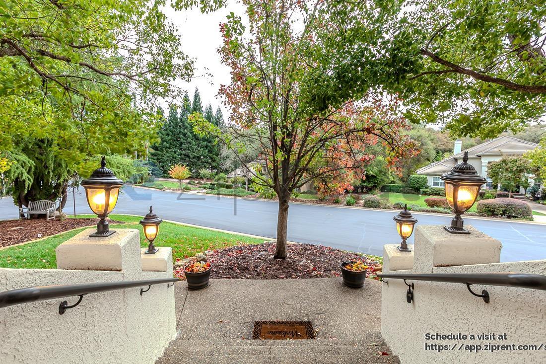 Building Photo - 1712 Carnegie Way