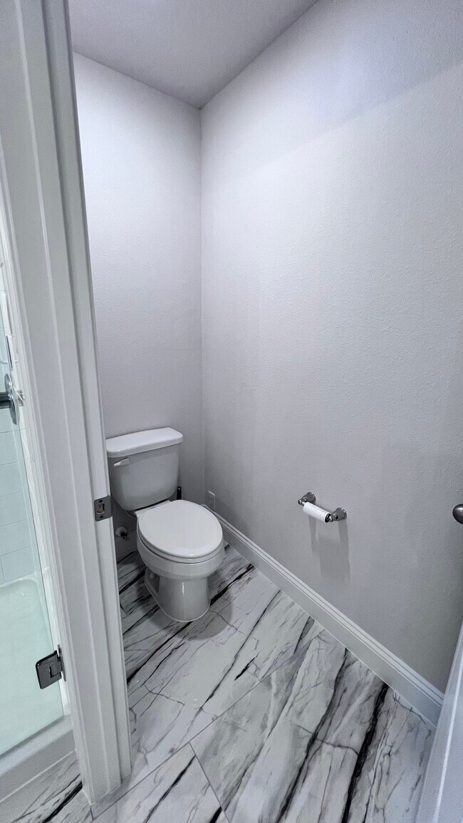 Building Photo - 1841 Cogdill Trace