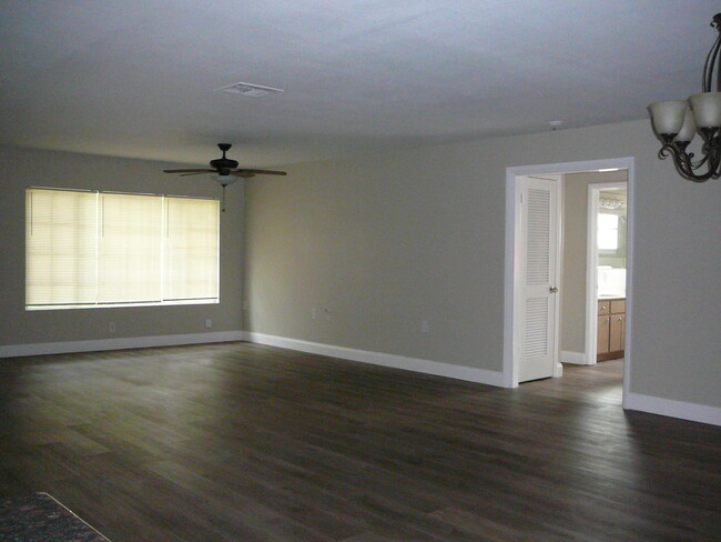 Building Photo - 1709 Coronado Ave